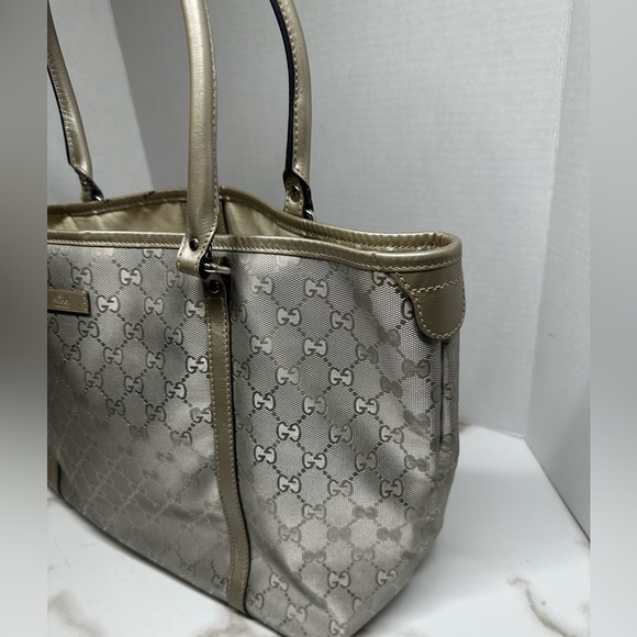 Authentic GUCCI GG implementation Tote Bag Silver w/COA - Picture 5 of 15